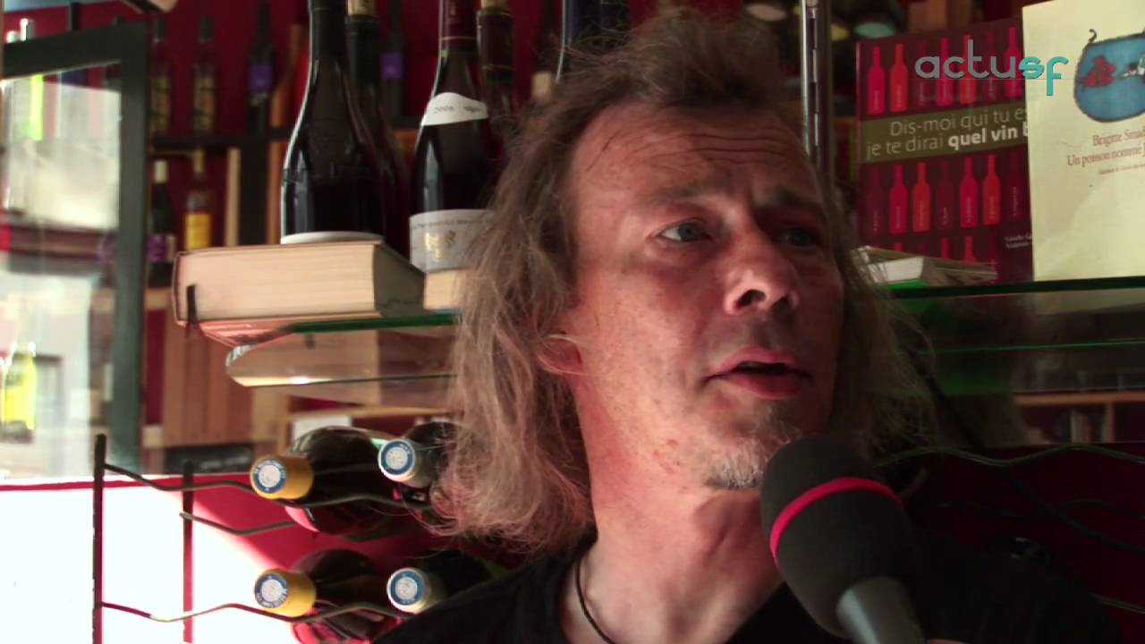 Roland C.Wagner, c'est vous qui en parlez.